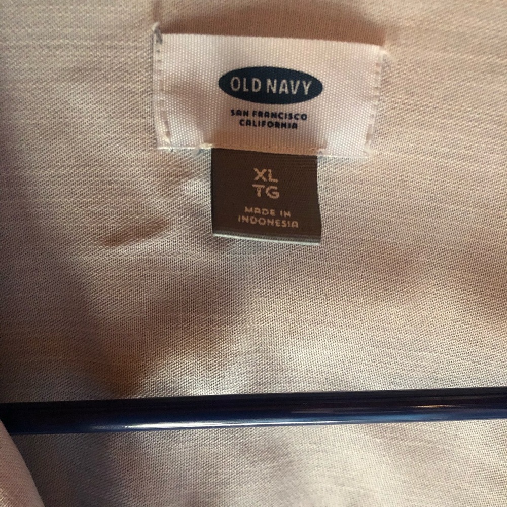 Button down - Picture 4 of 4
